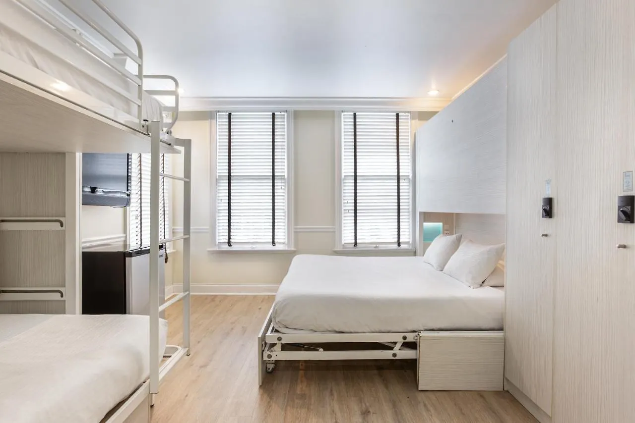 Nyah - Adult Exclusive Bed & Breakfast
