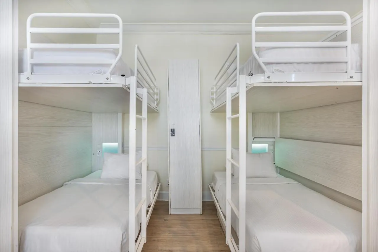 Nyah - Adult Exclusive Bed & Breakfast Key West