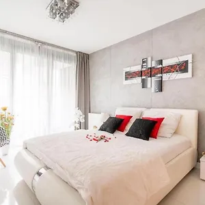 Art Nad Oławą Hotel apartamentowy