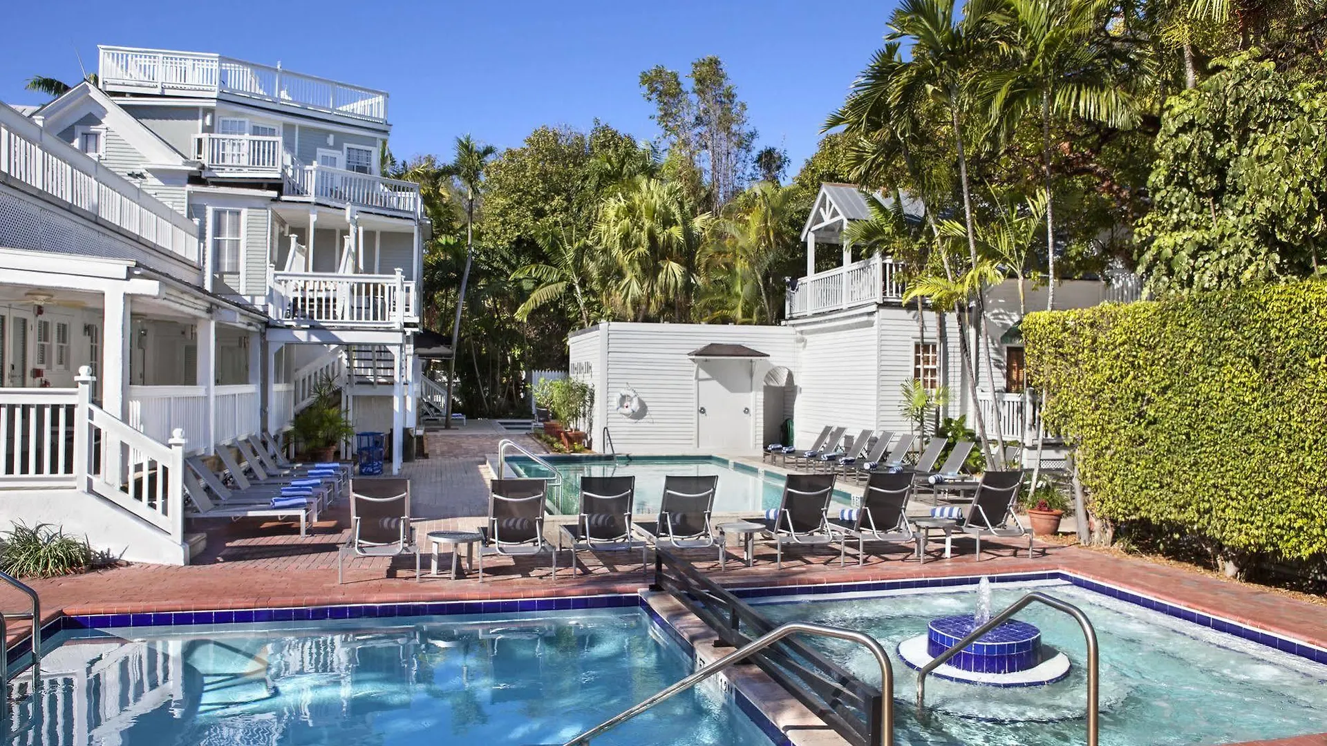 Nyah - Adult Exclusive Bed & Breakfast Key West